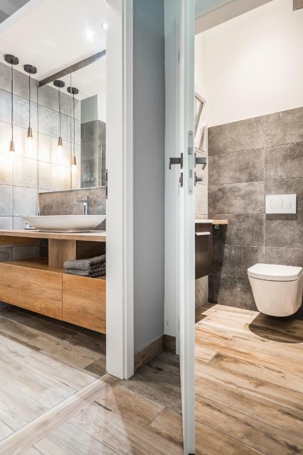 Bpr Color Fusion Home With A/C Будапеща Екстериор снимка