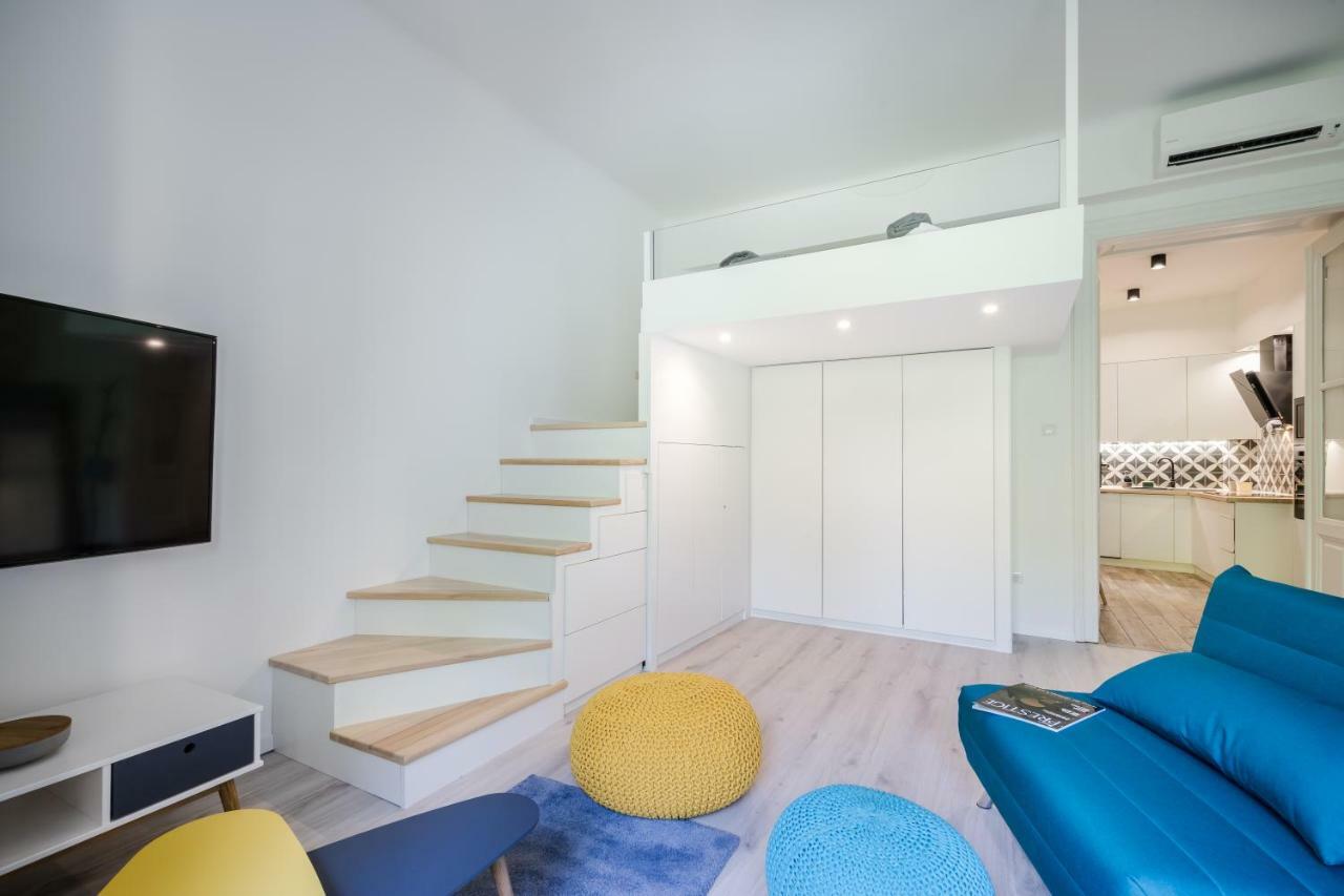 Bpr Color Fusion Home With A/C Будапеща Екстериор снимка