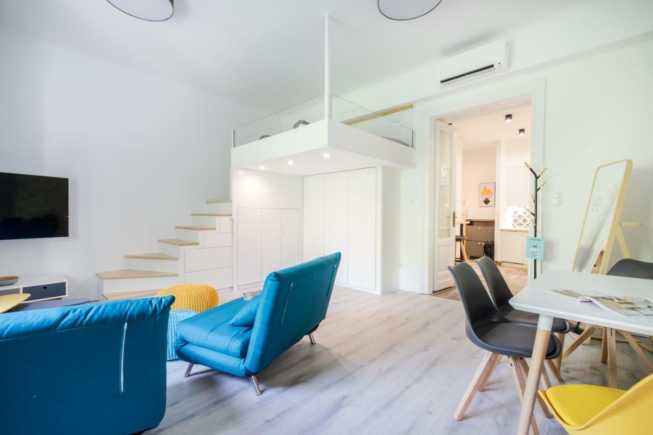 Bpr Color Fusion Home With A/C Будапеща Екстериор снимка